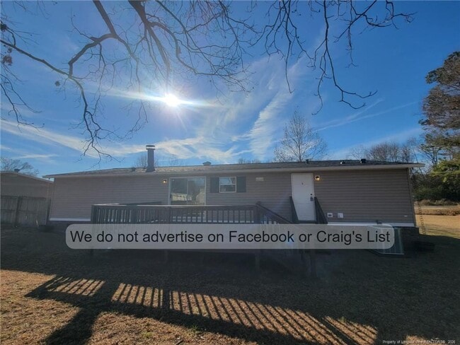 Building Photo - 910 Blue Rd