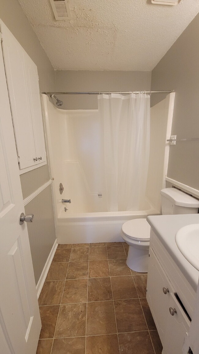 Building Photo - 1506 Ascent Trail NW