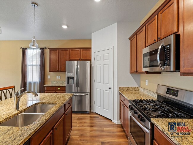 Building Photo - Beautiful Newer Home in Windsor – 3 Bed, 2...