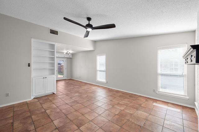 Building Photo - 1110 Fairhaven Dr