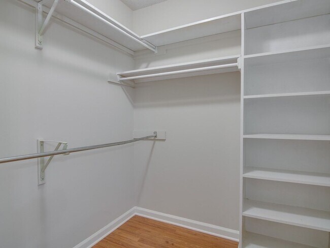 Building Photo - Renovated in Germantown Trails!