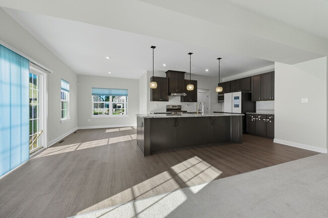 Building Photo - 185 Tywyn Dr