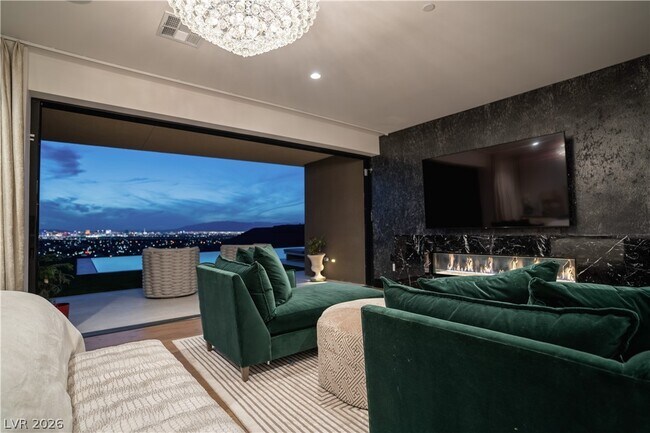 Building Photo - 804 Dragons Eye Dr