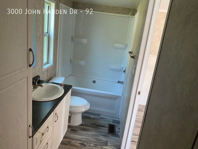 Building Photo - 3000 John Harden Dr