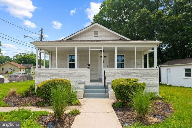 Building Photo - 107 Ellerbe Dr