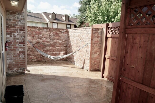 Building Photo - 5801 Lumberdale Rd