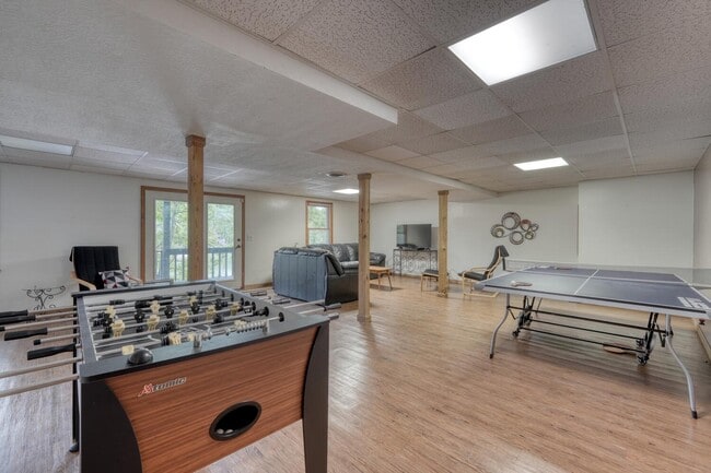 Building Photo - 3739 Pat Colwell Rd