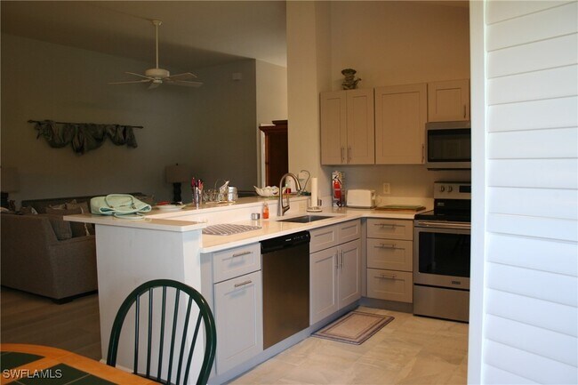Building Photo - 15472 Admiralty Cir