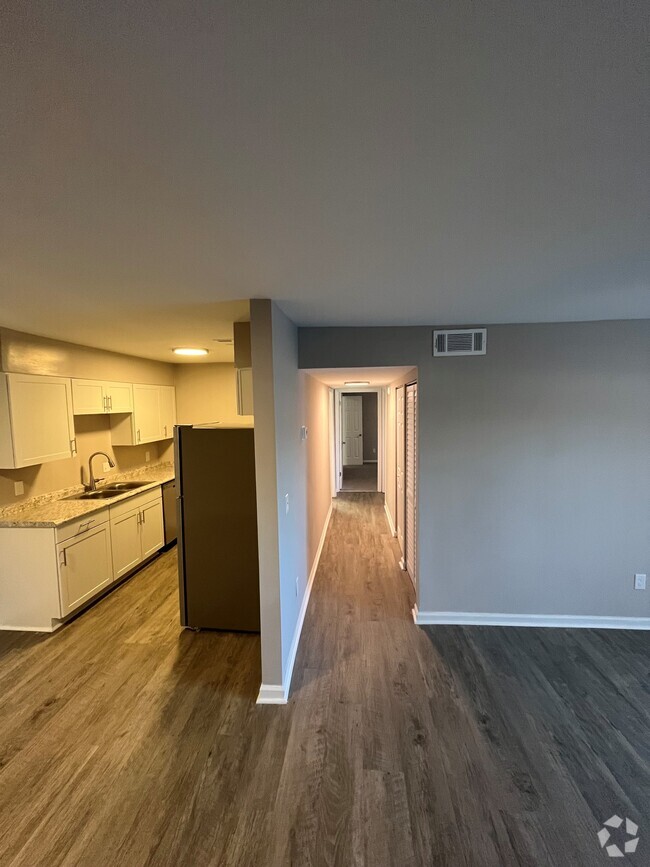 upgrade kitchen - Spring Hill Apartments