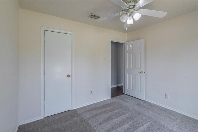 Building Photo - Now available for immediate move-in!