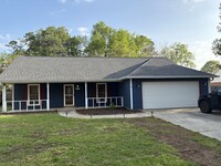 Building Photo - 6813 Oakhurst Dr