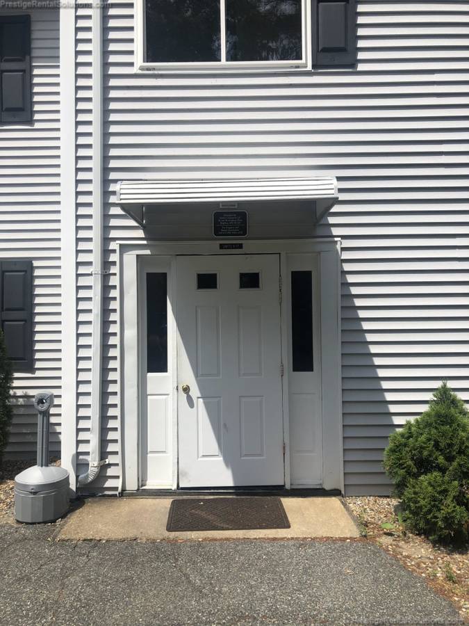 Building Photo - 89 Plympton St