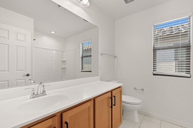 Building Photo - Three Bedrooms! Newer Neighborhood - conve...