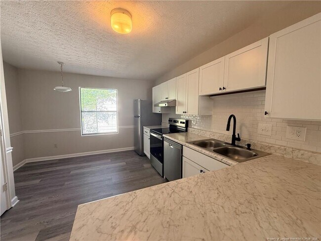 Building Photo - 4075 Professional Dr