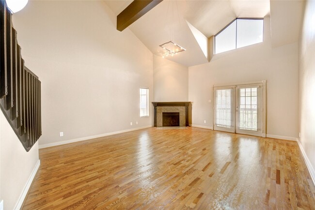 Building Photo - 2023 Gentryside Dr
