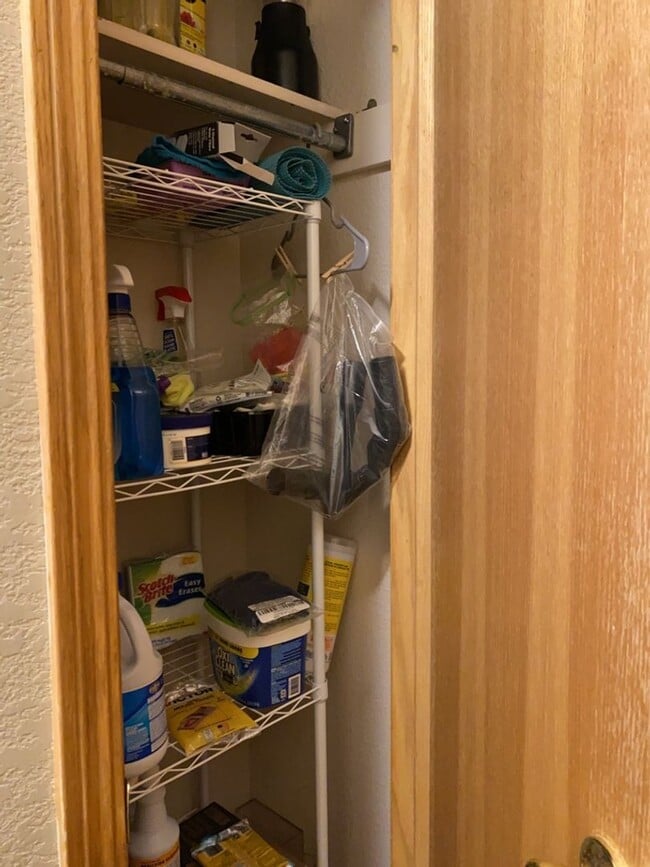 Building Photo - 3 Bed, 2 Bath Duplex in West Fort Collins close to Foothills