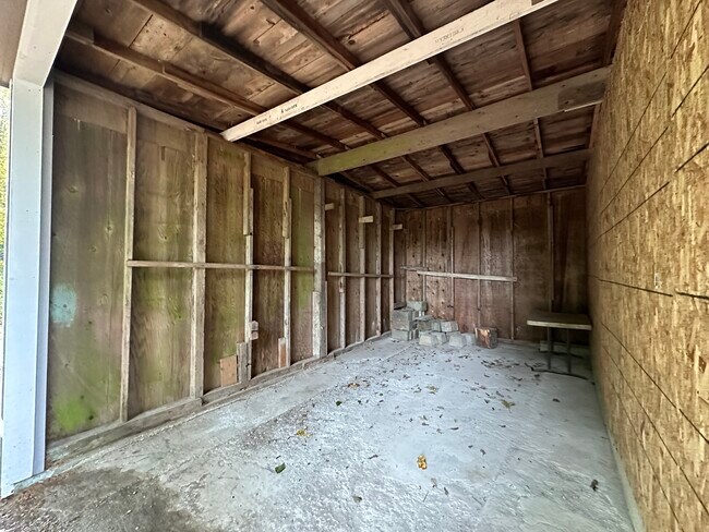 Building Photo - 3113 Harold Dr SE