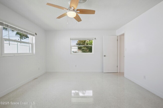 Building Photo - 311 12th Terrace