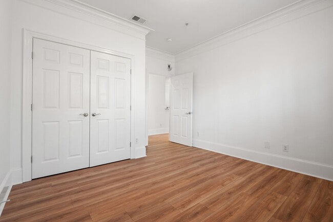 Building Photo - Freshly Updated 2BR/2BA Condo in Northeast Raleigh - Minutes to Downtown