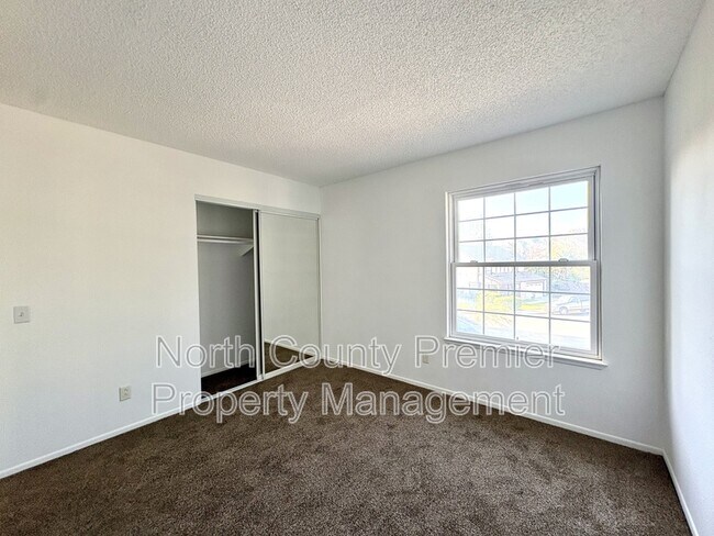 Building Photo - 3115 Madera Ct