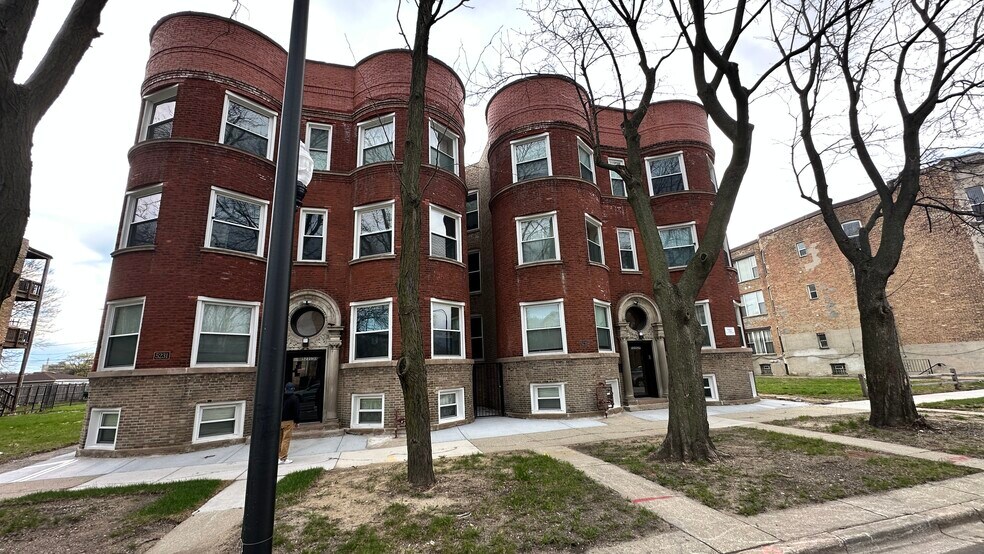 Building Photo - 5235 S Indiana Ave