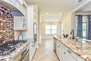 Building Photo - 6122 Garden Lakes Ln