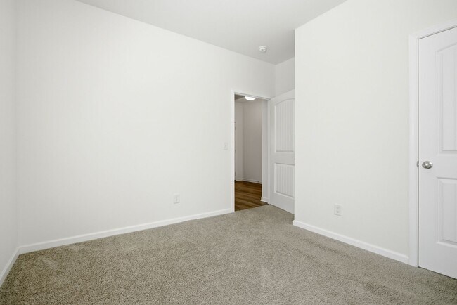 Building Photo - 3020 Goodtown Trace