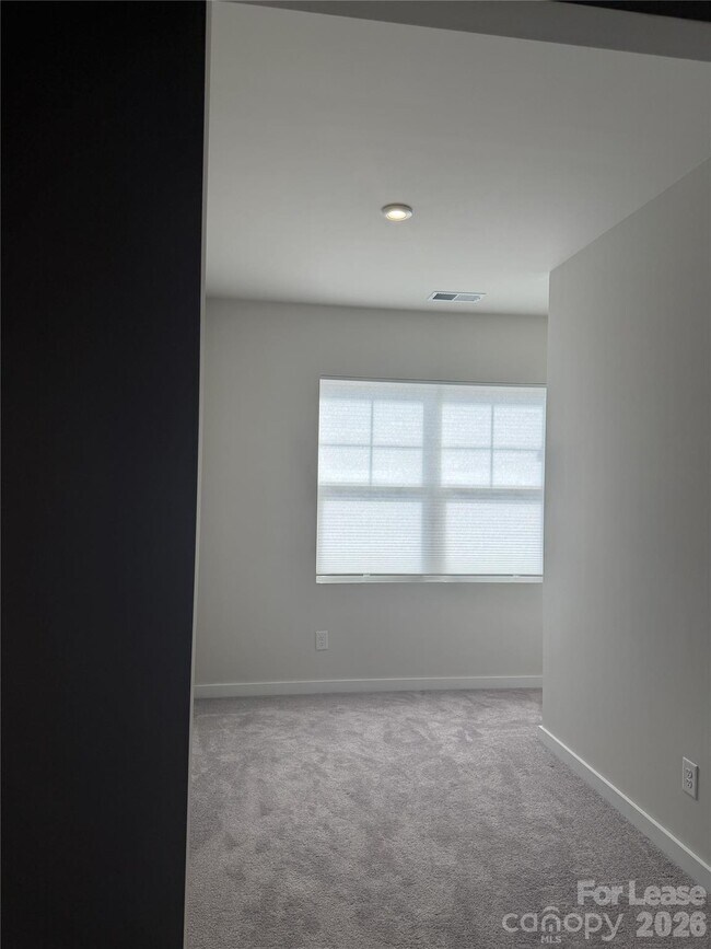 Building Photo - 3340 Finchborough Ct