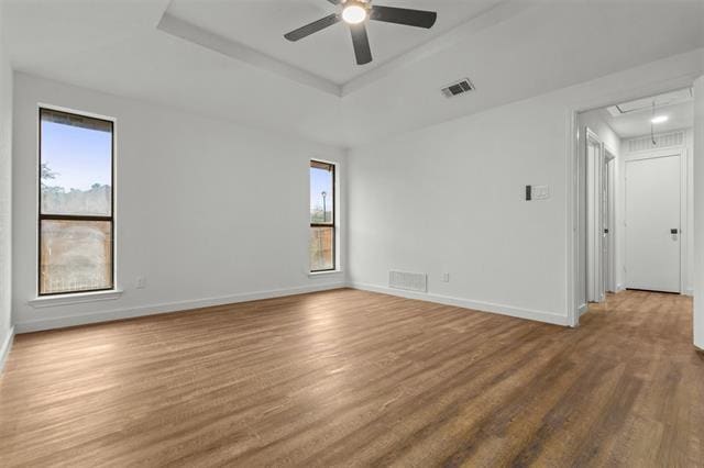 Building Photo - 1503 Bellflower Dr