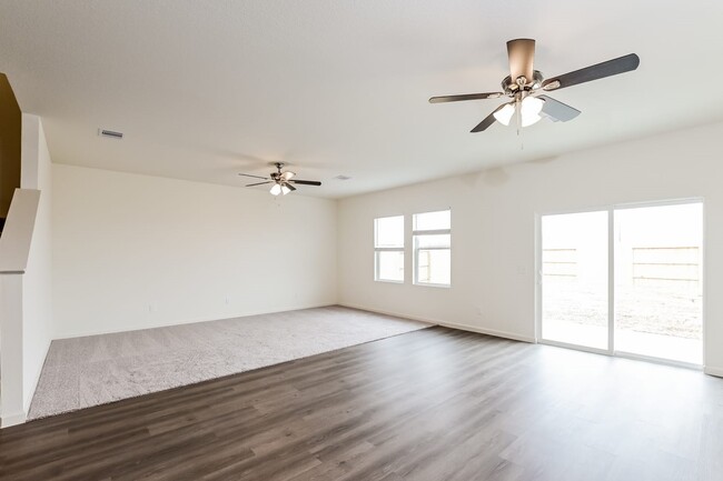 Building Photo - 27210 Clear Breeze Dr