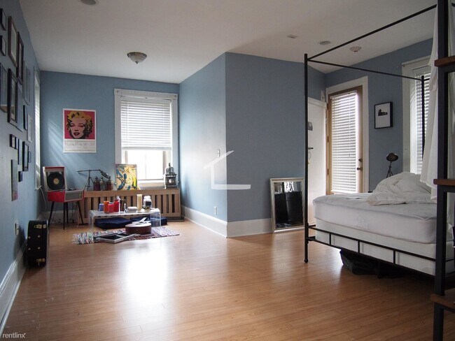 Building Photo - 3 br, 2 bath Condo - 1169 Commonwealth Ave...