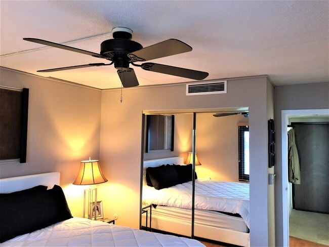 Building Photo - 73 Broad Reach