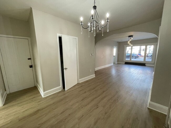 Building Photo - Beautiful 4 Bedroom, 1.5 Bath in Pottstown