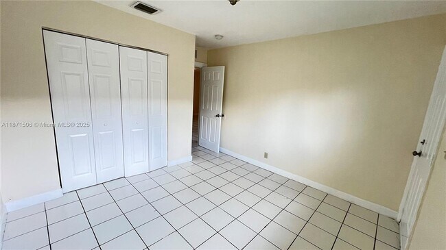 Building Photo - 701 SW 15th Ave