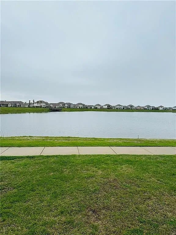 Building Photo - 112 Oak Landing Ln