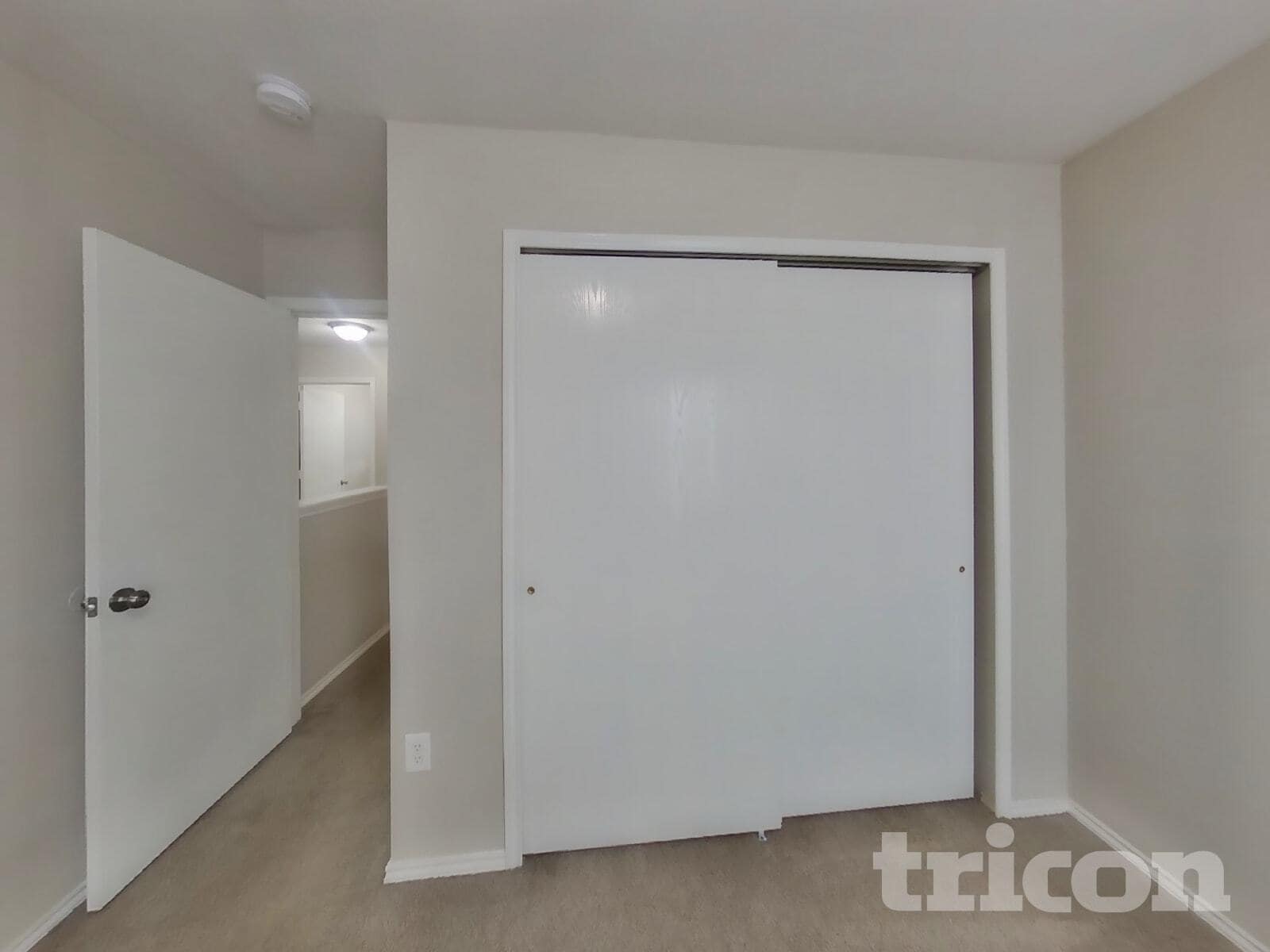 Building Photo - 6546 Benwood Crest