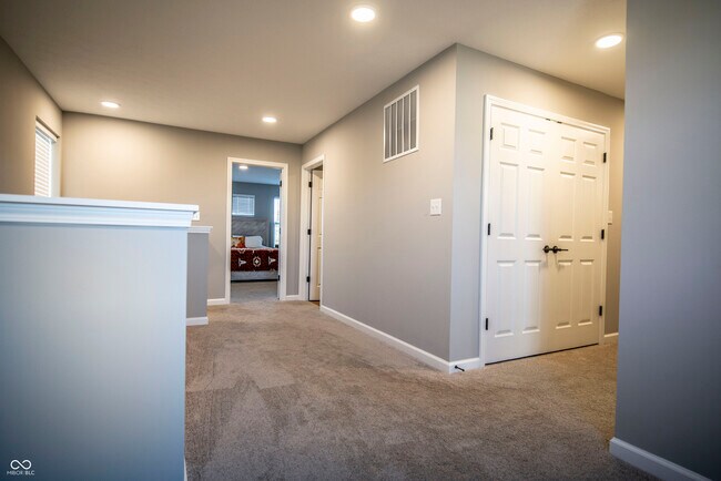 Building Photo - 6024 Medina Spirit Dr