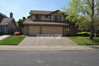 Building Photo - 5325 Thunder Ridge Cir