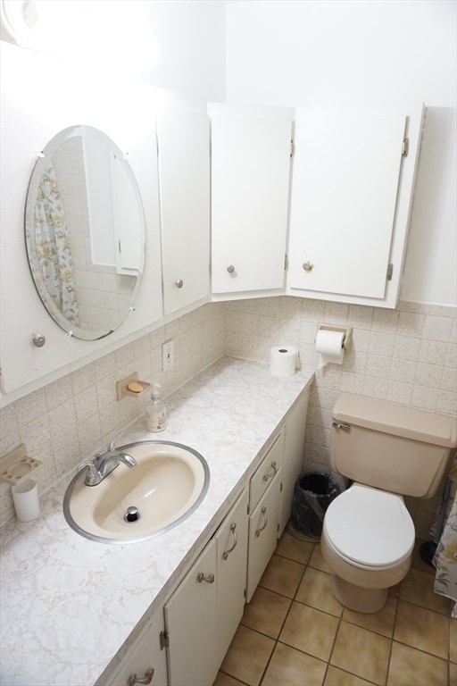 Building Photo - 76 4th Ave