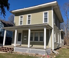 Building Photo - 504 E Clinton St.