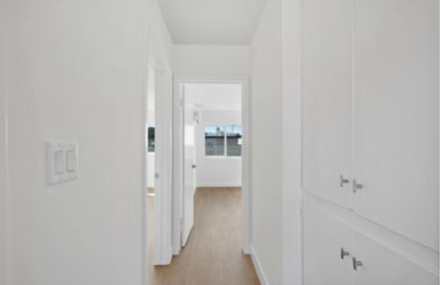 Building Photo - 2915 Hauser Blvd