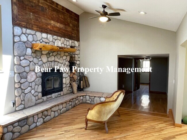 Building Photo - Beautiful Home in Conifer just off 285!!