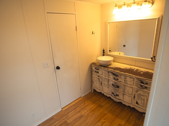 Building Photo - 20499 Dabbs North Rd