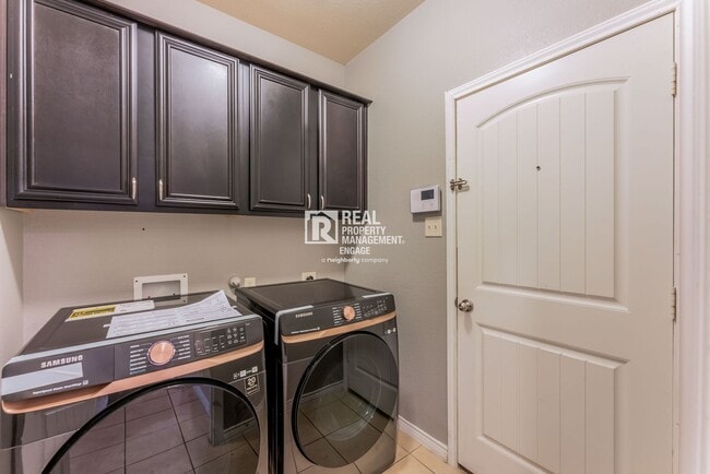 Building Photo - Modern Two-Story 4-Bedroom Home in Frisco ISD!