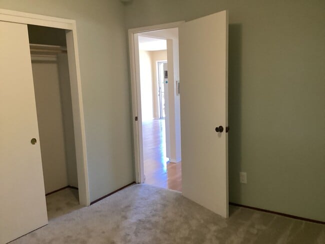 Building Photo - Westside property