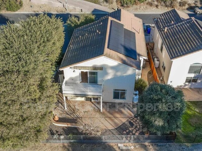 Building Photo - 29870 Platanus Dr