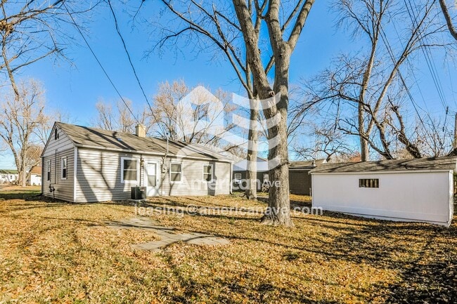 Building Photo - 8620 Graham Ln