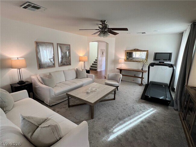 Building Photo - 8168 Finch Feather St