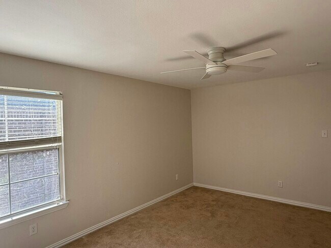 Building Photo - 3543 Nautical Dr