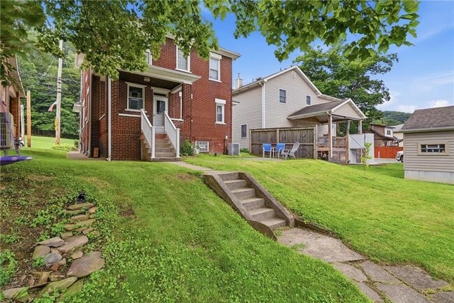 Building Photo - 307 Ambridge Ave